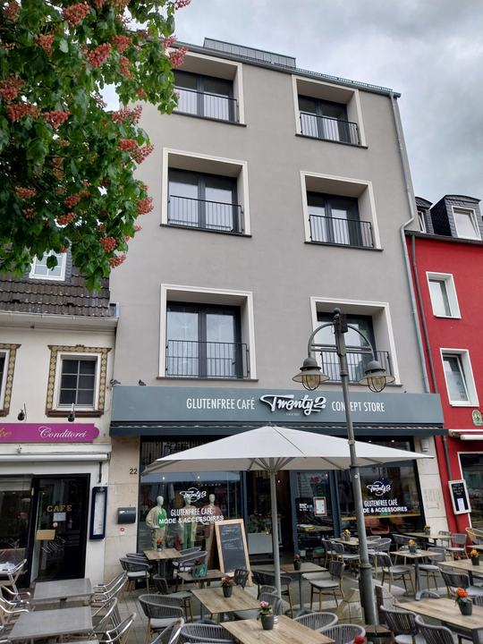 Conversion and Renovation of a Residential and Commercial Building, Brühl, Image 1